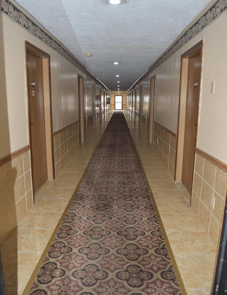 Budget Inn Of Tazewell County Pounding Mill Екстериор снимка